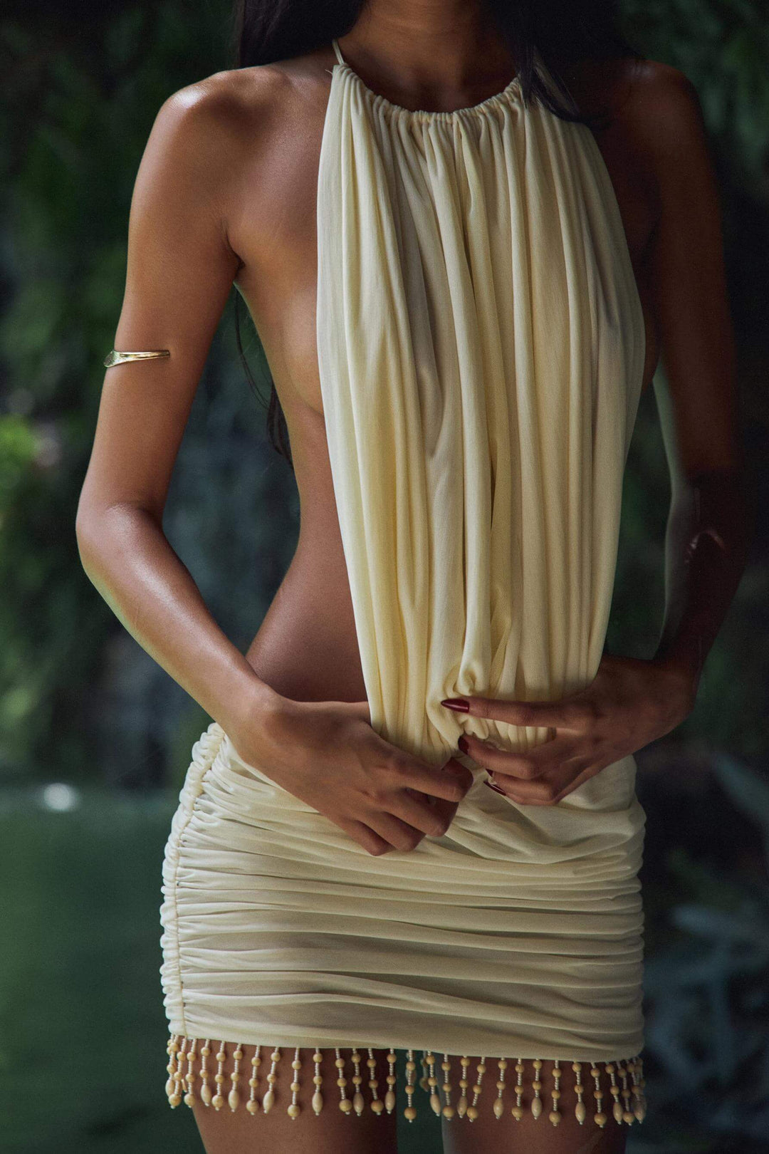 Naïa | Robe Drapée & Détails Perles